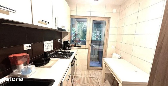 Apartament 2 camere semidecomandat, Podu Ros - Sens Giratoriu