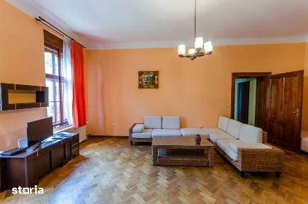 Apartament la casa, 130 mp, parcare, Constantin Noica-centru