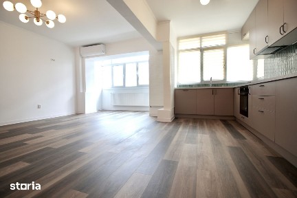 TEIUL DOAMNEI, BLOC 1984, DECOMANDAT, RENOVAT, NEMOBILAT, 0% COMISION!