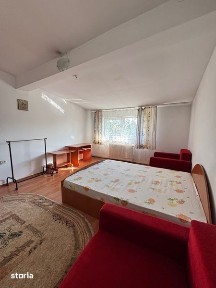 Camera in vila pentru o fata