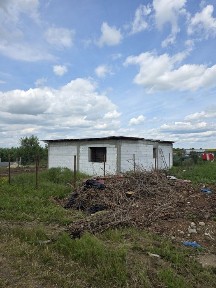 Vand casa com Vidra in 