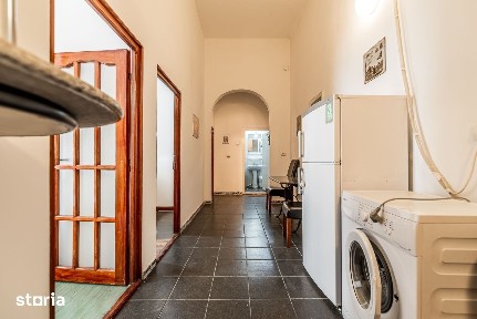 Apartament ultracentral cu 3 camere plus un bonus Comision 0