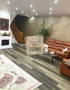 Casa 8 camere 6 bai 450 mp teren in zona Terezian