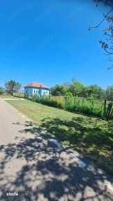 Casa cu teren 2000 m.p.