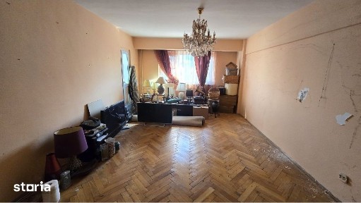 Central, Pitesti, Arges