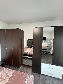 1 cam 30 mp zona gari mc donald s mob si utilat nou 370 euro liber