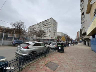 Inchiriere Spatiu Comercial Vitrat, 52 mp Podul Ros