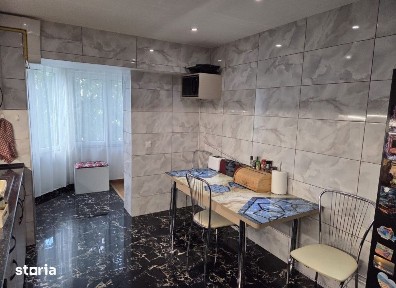 Apartament 3 camere Cug, 79 metri, etaj 3 Cod:163225