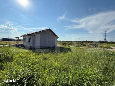 Casa parter, 85 mp utili, 402 mp teren, zona Isalnita