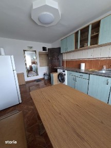 De inchiriat: Apartament spatios si primitor | Zona Petru Rares, Etaj