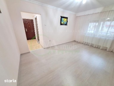 Apartament 2 camere semidecomandat, semimobilat, zona Mioritei