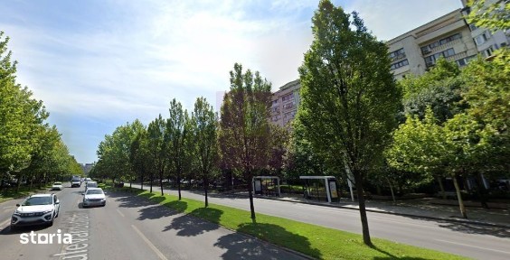 Spatiu comercial la vanzare bd Unirii, inchiriat cu randament bun.