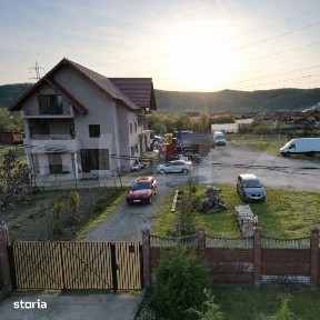 Casa de vanzare cu spatiu comercial, service auto si teren 3000 mp, zo