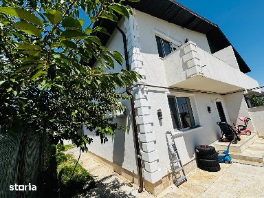 Casă 3 camere, 2 etaje, curte împrejmuită
