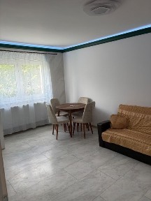 Garsonieră decomandata în Valea Aurie