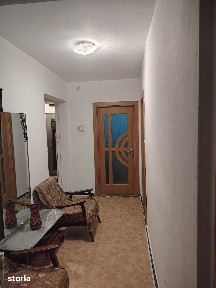 Apartament 3 camere cu 2 balcoane în Bacău
