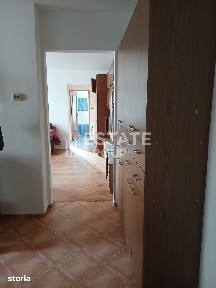 Apartament cu 3 camere in zona Aradului