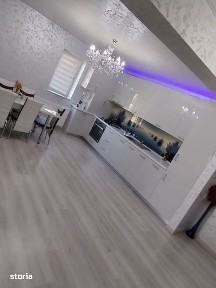 Apartament de vanzare 3 camere zona Eroilor