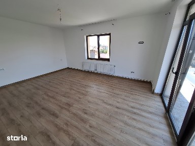 Parneava, Arad