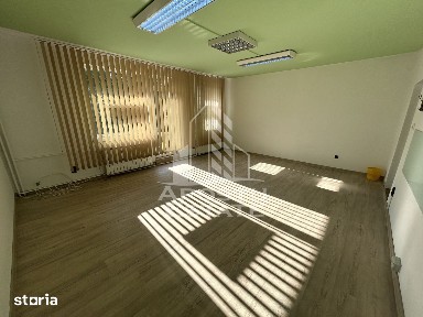 Spatiu pentru birouri de inchiriat, 30 mp, etajul 1, in Girocului