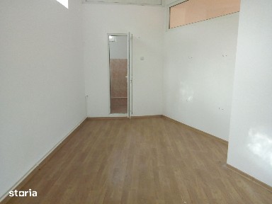 Tomis 3, spatiu 50 mp cu 2 intrari