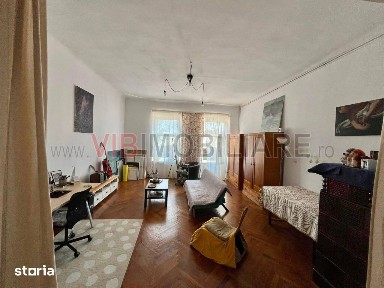 Apartament spațios cu 1 cameră, 71 mp, în clădire istorică, pe malul r