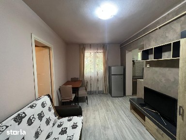 Apartament de închiriat 2 camere| Etaj 1| Zona Closca