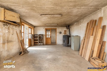Ansamblu: Casa + atelier + sura + 1.123mp teren, Sat Lunga, Covasna