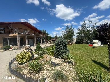 Vila de vanzare in Peris