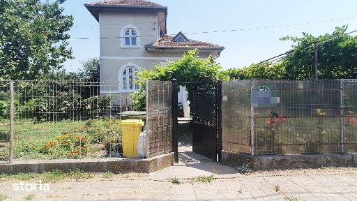 Casa individuala de vanzare in Buftea, str. Tamas - teren 2.101 mp
