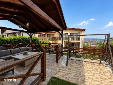Casa 4 camere de vanzare in Floresti