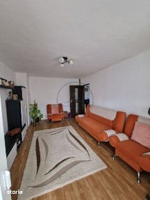 Apartament 3 camere decomandat, et.3, zona sensu vechi