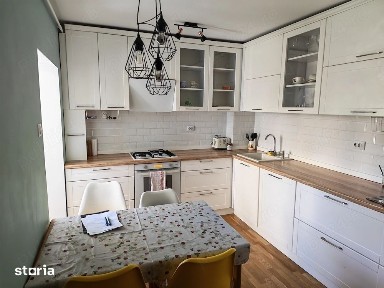 Apartament 3 camere | Oancea | 80 mp | 3 balcoane | 2 băi | Zonă liniș