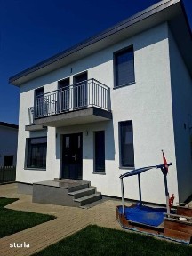 Casa individuala de vanzare LANISTE Burdujeni Strada Dimitrie Loghin
