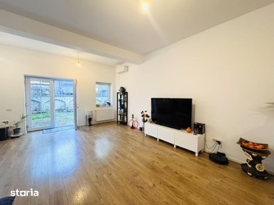 Floreasca / Casa cu 4 Apartamente / 3 locuri Parcare / Curte / 2021