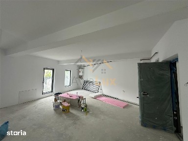 Apartament de vanzare, 3 camere cu gradina proprie, str. Alba Iulia