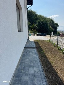 Dezmir, casa individuala, 3 dormitoare, 3 bai, garaj, 500 mp teren