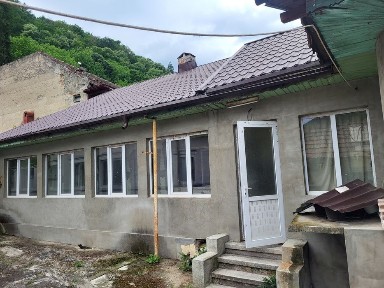 Casa in Caciulata lângă Hotel Orizont la preț de apartament