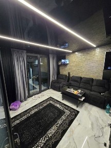Se vinde Casă delux Str Carpați