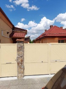 Casă de vânzare în Sinocolaul Mic
