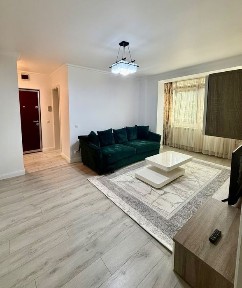 Închiriez apartament cu două camere mobilat si utilat