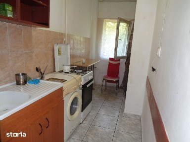 Apartament 1 camera UTA etaj 2 pret 42.500 EURO