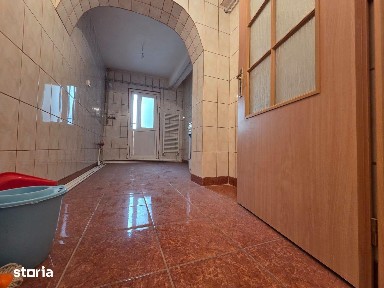 Apartament 3 Camere, Complet Renovat - Zona Piața Vest, 70mp, etajul.3