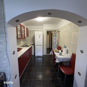 Inchiriez apartament 1 camera Baza 3