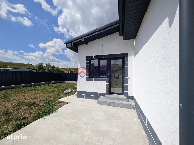 Valu lui Traian - Casă 3 camere teren 411 mp