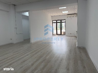 Spatiu Birouri de 63 de mp zona Decebal cu centrala proprie