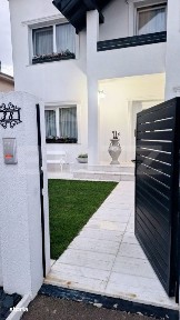 Casa premium P+1 in Cartierul Tineretului, complet mobilata, eficienta