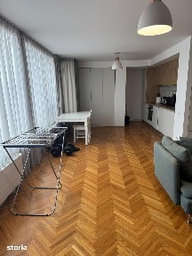 Apartament cu 3 camere langa piata Victoriei!