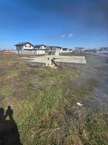 Teren 470 mp Vidra Berceni și Dobreni, curent, proiect + autorizație constructie matalica valabila