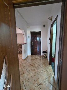 Proprietar, vand garsoniera transformata in apartament cu 2 camere